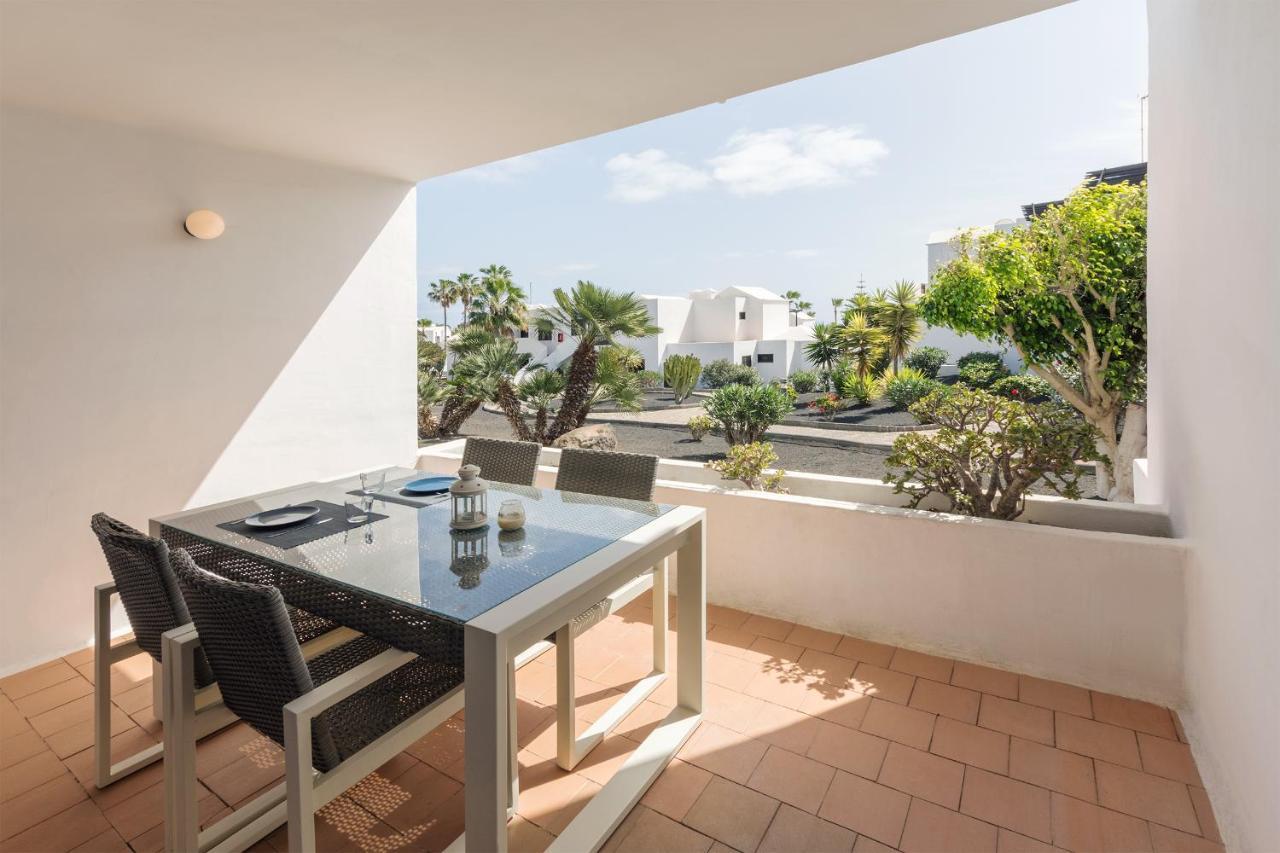 Conylanza Bastian Beach Apartment Costa Teguise Exterior photo